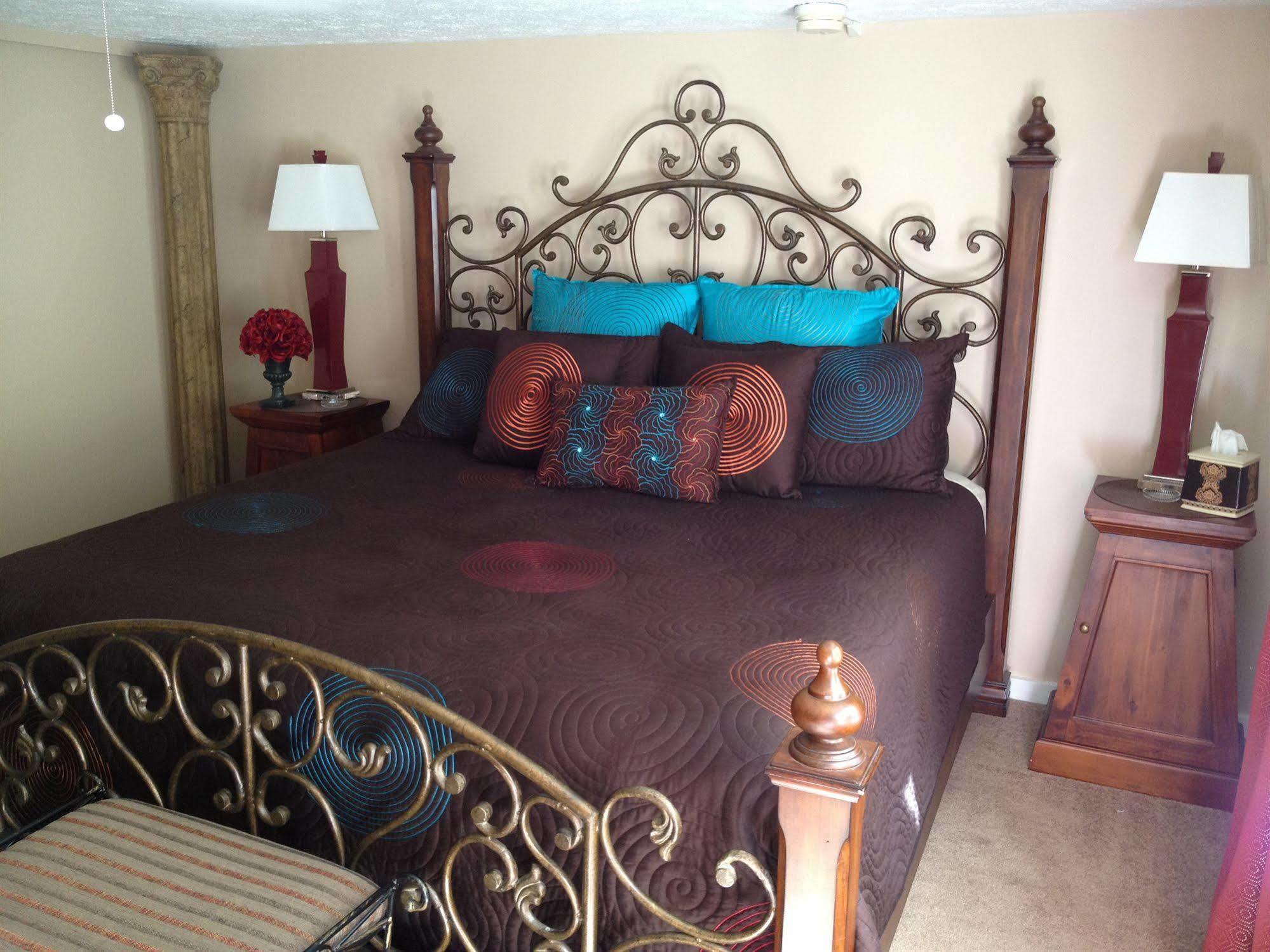 Red Bud Manor Inn Eureka Springs Εξωτερικό φωτογραφία